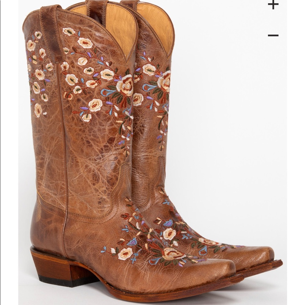 Shyanne Floral Cowgirl Boots